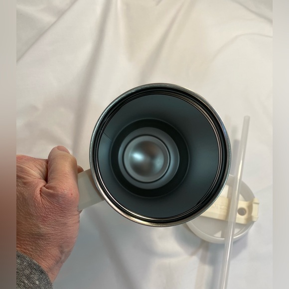 Stanley 40 oz Cream OG Quencher - Picture 4 of 10